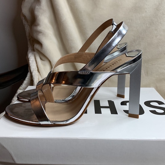 ‼️NWT $118.00 SCHUTZ KELLY heel - Picture 5 of 10